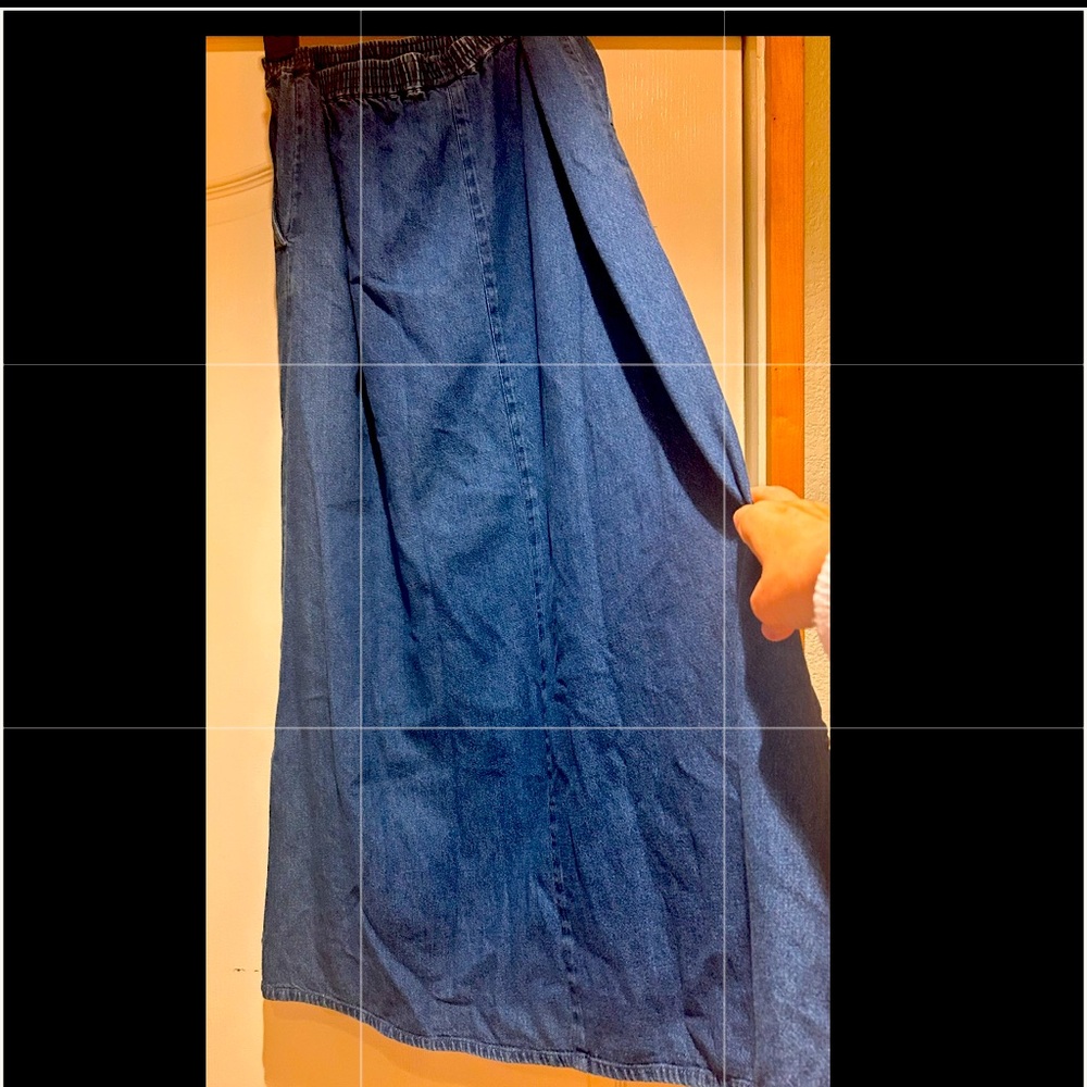 P.M.G. Collection denim cute skirt - Picture 5 of 6
